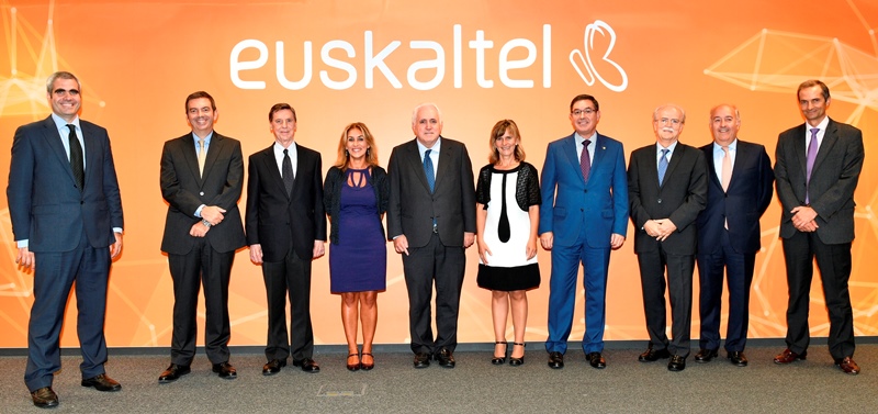 Foto Euskaltel catedra economia digital web
